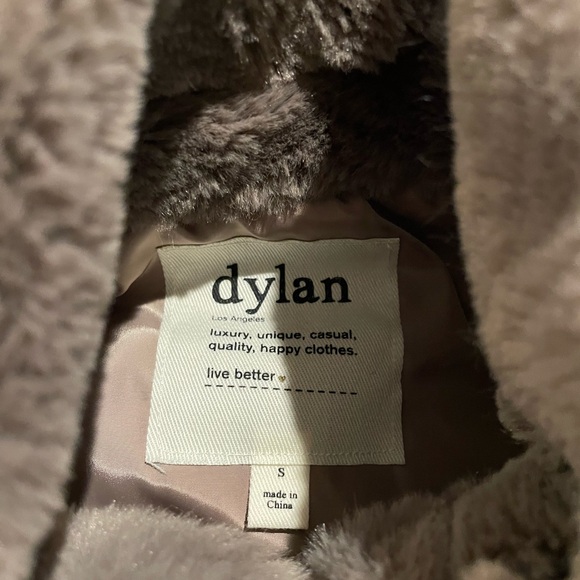 Faux fur vest - Picture 3 of 4